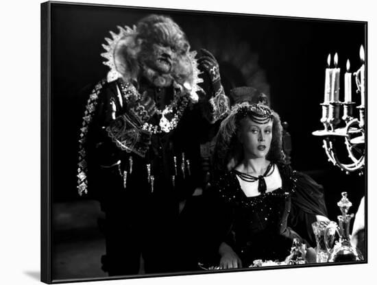 La Belle and la Bete The Beauty and the Beast by Jean Cocteau with Jean Marais and Josette Day, 194-null-Framed Photo