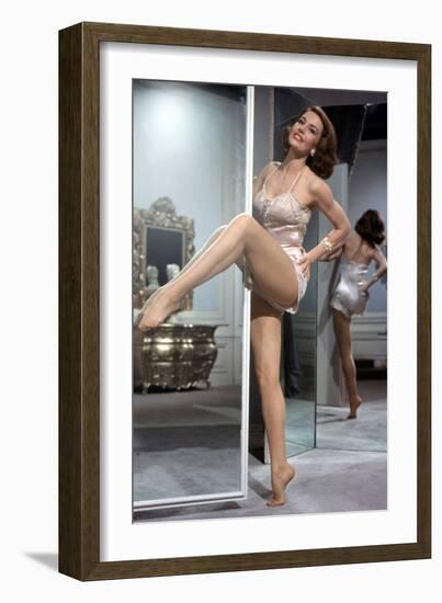 La Belle by Moscou SILK STOCKINGS by RoubenMamoulian with Cyd Charisse, 1957 (photo)-null-Framed Photo