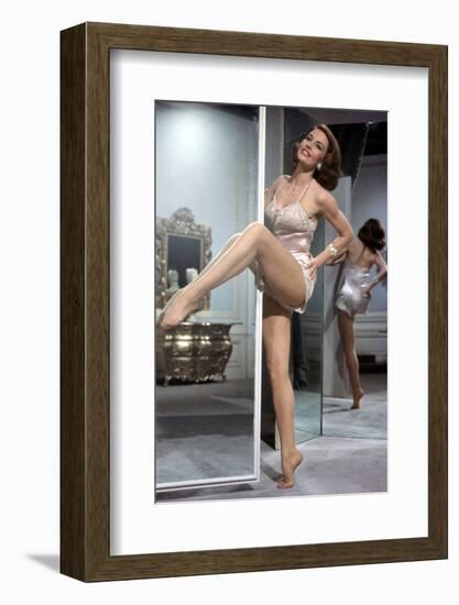 La Belle by Moscou SILK STOCKINGS by RoubenMamoulian with Cyd Charisse, 1957 (photo)-null-Framed Photo