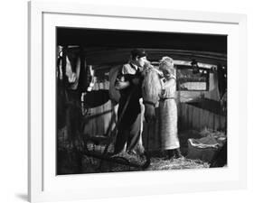 La Belle Mariniere by Harry Lachman with Jean Gabin and Madeleine Renaud, 1932 (b/w photo)-null-Framed Photo