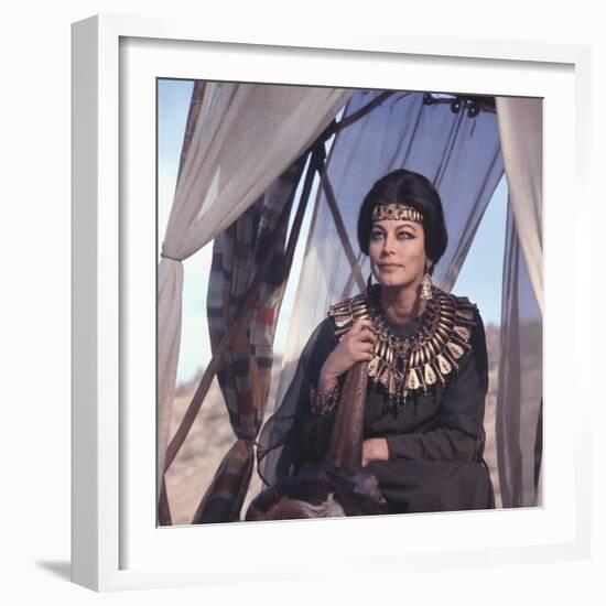 La Bible The Bible by JohnHuston with Ava Gardner, 1966 (photo)-null-Framed Photo