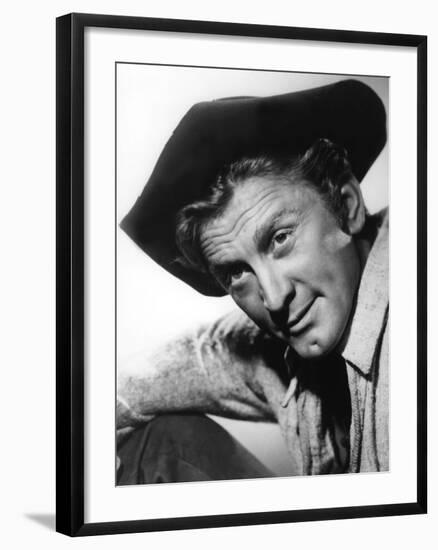 La captive aux yeux clairs THE BIG SKY by HowardHawks with Kirk Douglas, 1952 (b/w photo)-null-Framed Photo