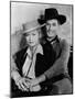 La Caravane heroique (Virginia City) by MichaelCurtiz with Miriam Hopkins and Errol Flynn, 1940 (b/-null-Mounted Photo