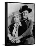 La Caravane heroique (Virginia City) by MichaelCurtiz with Miriam Hopkins and Errol Flynn, 1940 (b/-null-Framed Stretched Canvas