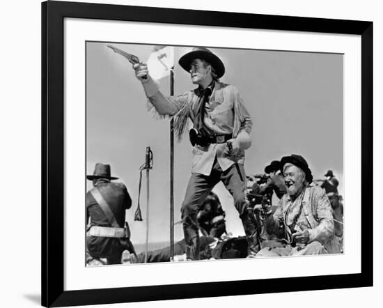 La Charge Fantastique THEY DIED WITH THEIR BOOTS ON by Raoul Walsh with Errol Flynn, 1941 (b/w phot-null-Framed Photo