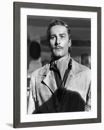 La Charge Fantastique THEY DIED WITH THEIR BOOTS ON by Raoul Walsh with Errol Flynn, 1941 (b/w phot-null-Framed Photo