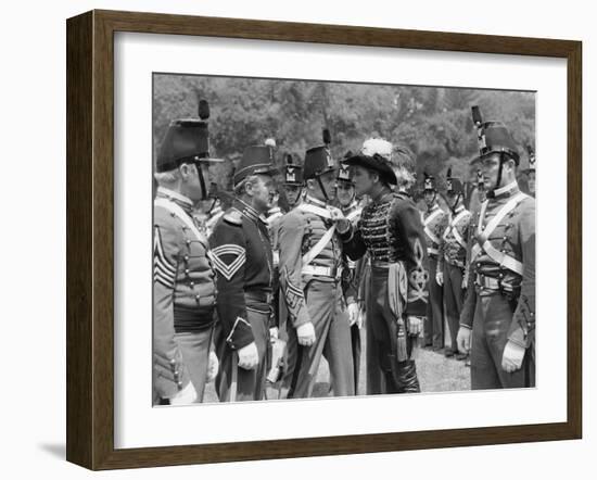 La Charge Fantastique THEY DIED WITH THEIR BOOTS ON by Raoul Walsh with Joe Sawyer, Arthur Kennedy -null-Framed Photo