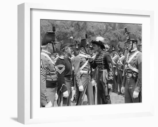 La Charge Fantastique THEY DIED WITH THEIR BOOTS ON by Raoul Walsh with Joe Sawyer, Arthur Kennedy -null-Framed Photo