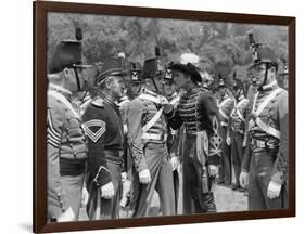 La Charge Fantastique THEY DIED WITH THEIR BOOTS ON by Raoul Walsh with Joe Sawyer, Arthur Kennedy -null-Framed Photo