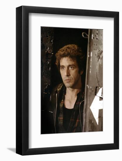 La Chasse CRUISING by William Friedkin with Al Pacino, 1980 (photo)-null-Framed Photo