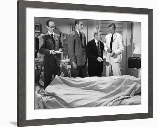 La cite sans voiles THE NAKED CITY by Jules Dassin with David Opatoshu, Don Taylor, Barry Fitzgeral-null-Framed Photo