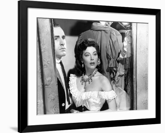 La Comtesse aux pieds nus THE BAREFOOT CONTESSA by Joseph L. Mankiewicz with Ava Gardner, 1954 (b/w-null-Framed Photo