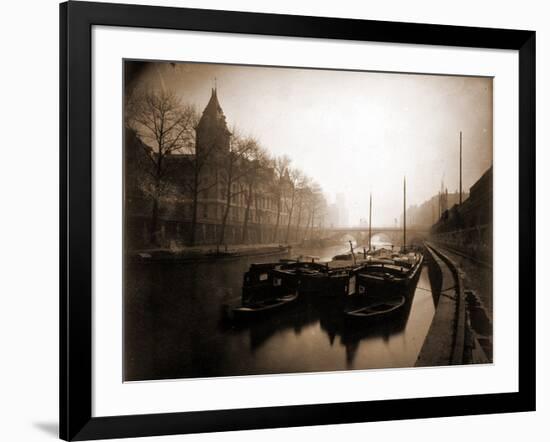 La Conciergerie et la Seine, Brouillard en Hiver, 1923-Eugène Atget-Framed Photographic Print