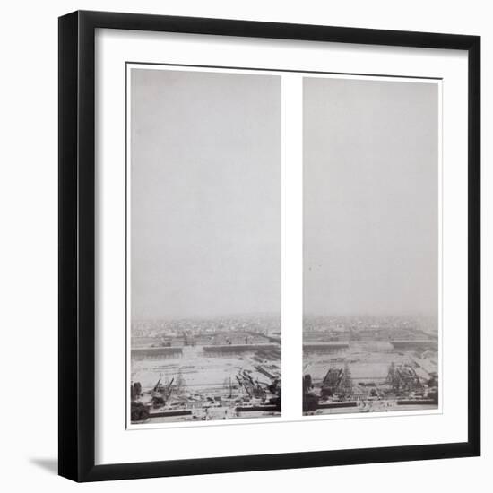 La construction de la Tour Eiffel vue de l'une des tours du Palais du Trocadéro-Théophile Féau-Framed Giclee Print