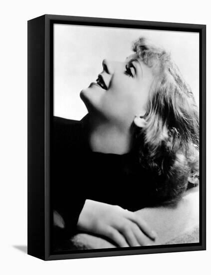 La courtisane SUSAN LENOX by Robert Z Leonard with Greta Garbo, 1931 (b/w photo)-null-Framed Stretched Canvas