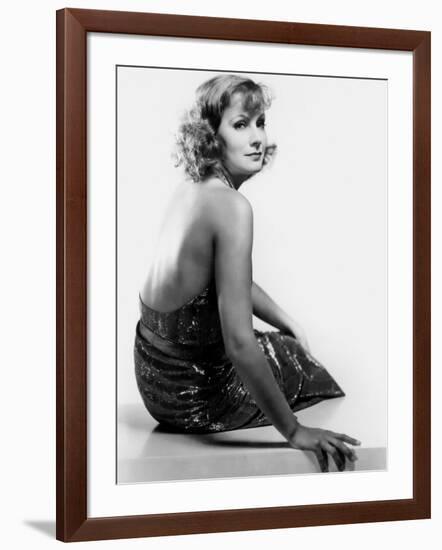 La courtisane SUSAN LENOX by Robert Z Leonard with Greta Garbo, 1931 (b/w photo)-null-Framed Photo