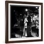 La Dame by Shanghai THE LADY FROM SHANGHAI by OrsonWelles with Orson Welles and Rita Hayworth, 1947-null-Framed Photo