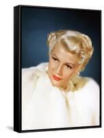 La Dame by Shanghai THE LADY FROM SHANGHAI by OrsonWelles with Rita Hayworth, 1947 (photo)-null-Framed Stretched Canvas