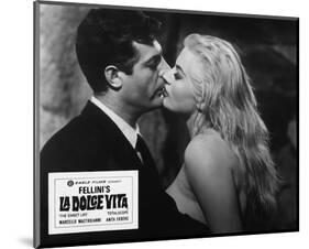La dolce vita (1960)-null-Mounted Photo