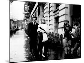 La Dolce Vita, Marcello Mastroianni, Anita Ekberg, 1960-null-Mounted Photo