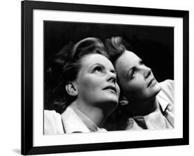 La Femme aux deux Visages TWO-FACED WOMAN by George Cukor with Greta Garbo, 1941 (b/w photo)-null-Framed Photo
