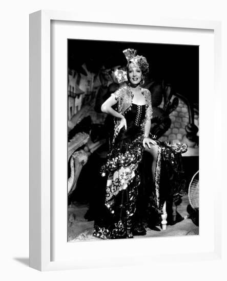 La Femme Et Le Pantin, the Devil Is a Woman De Josef Von Sternberg Avec Marlene Dietrich 1935-null-Framed Photo