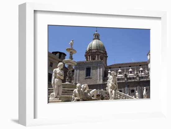 La Fontana Della Vergogna (The Pretoria Fountain), Palermo, Sicily, Italy, Europe-Oliviero Olivieri-Framed Photographic Print