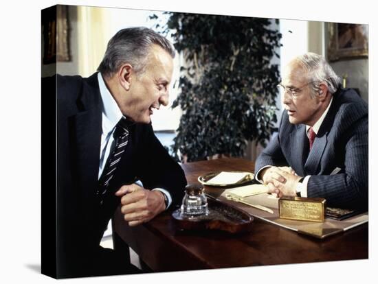 La formule (The Formula) by John G. Avildsen with George C. Scott and Marlon Brando, 1980 (photo)-null-Stretched Canvas