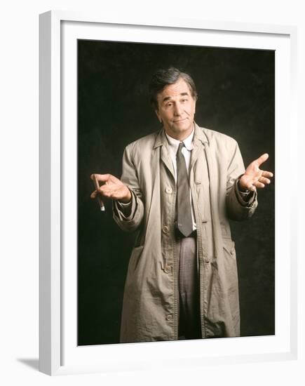 La griffe du crime by Vincent McEveety with Peter Falk, 1997 (inspecteur Columbo) (photo)-null-Framed Photo