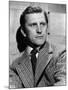 La Griffe du passe OUT OF THE PAST by JacquesTourneur with Kirk Douglas, 1947 (b/w photo)-null-Mounted Photo