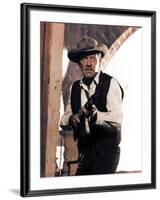 La Horde Sauvage THE WILD BUNCH by Sam Peckinpah with William Holden, 1969 (photo)-null-Framed Photo