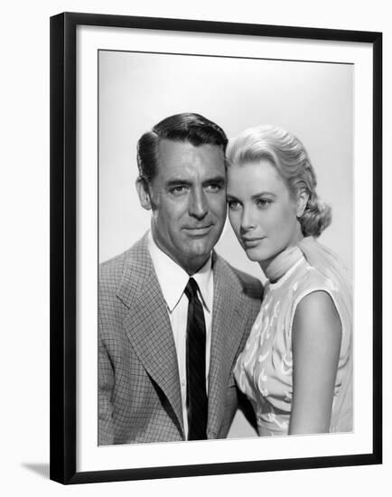 La Main au Collet TO CATCH A THIEF by AlfredHitchcock with Cary Grant and Grace Kelly, 1955 (b/w ph-null-Framed Photo