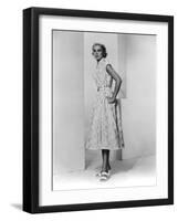 La Main au Collet TO CATCH A THIEF by AlfredHitchcock with Grace Kelly, 1955 (b/w photo)-null-Framed Photo