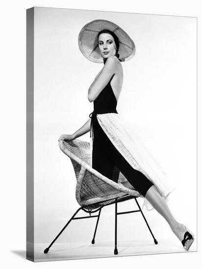 La Main au Collet TO CATCH A THIEF by AlfredHitchcock with Grace Kelly, 1955 (b/w photo)-null-Stretched Canvas