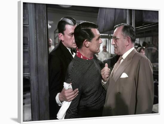 La Main au Collet TO CATCH A THIEF by AlfredHitchcock with Jean Martinelli, Cary Grant etCharles Va-null-Framed Photo