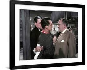 La Main au Collet TO CATCH A THIEF by AlfredHitchcock with Jean Martinelli, Cary Grant etCharles Va-null-Framed Photo