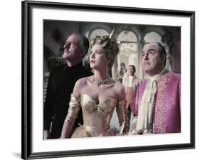 La Main au Collet TO CATCH A THIEF by AlfredHitchcock with John Williams, Grace Kelly and Rene Blan-null-Framed Photo