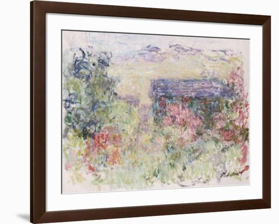 La Maison a Travers Les Roses, circa 1925-26-Claude Monet-Framed Giclee Print