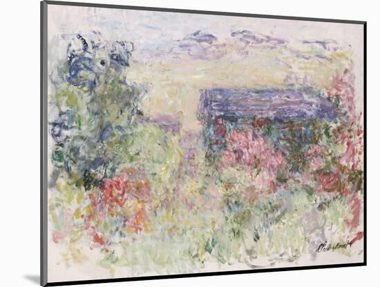 La Maison a Travers Les Roses, circa 1925-26-Claude Monet-Mounted Giclee Print