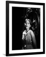 La Maison du Diable THE HAUNTING by RobertWise with Julie Harris, 1963 (b/w photo)-null-Framed Photo