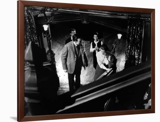 La Maison du Diable THE HAUNTING by RobertWise with Richad Johnson, Russ Tamblyn, Claire Bloom and -null-Framed Photo