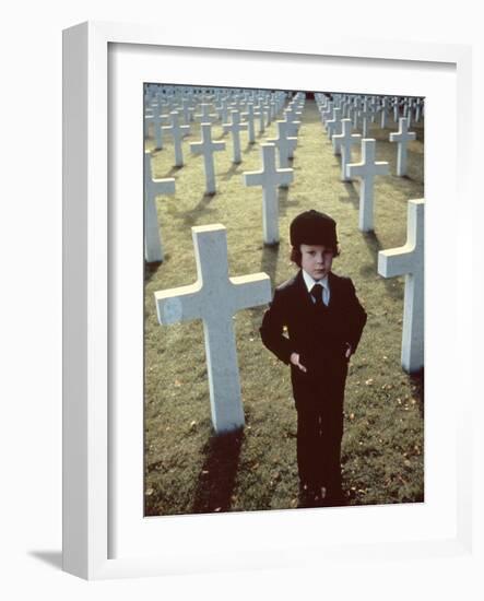 La Malediction THE OMEN by Richard Donner with Harvey Stephens, 1976 (photo)-null-Framed Photo