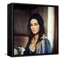 La Megere Apprivoisee THE TAMING OF THE SHREW by FrancoZeffirelli with Elizabeth Taylor, 1967 (phot-null-Framed Stretched Canvas