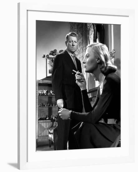 La minute by verite The moment of truth by JeanDelannoy with Jean Gabin and Michele Morgan, 1952 (b-null-Framed Photo