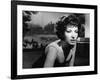 LA NOTTE, 1960 directed by MICHELANGELO ANTONIONI Monica Vitti (b/w photo)-null-Framed Photo