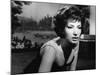 LA NOTTE, 1960 directed by MICHELANGELO ANTONIONI Monica Vitti (b/w photo)-null-Mounted Photo