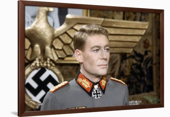 La nuit des generaux THE NIGHT OF THE GENERALS d'Anatole Litvak with Peter O'Toole, 1967 (photo)-null-Framed Photo