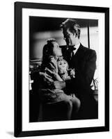 La nuit du Chasseur THE NIGHT OF THE HUNTER by CharlesLaughton with Sally Jane Bruce and Robert Mit-null-Framed Photo