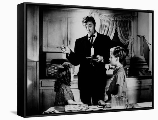 La nuit du Chasseur THE NIGHT OF THE HUNTER by CharlesLaughton with Sally Jane Bruce, Robert Mitchu-null-Framed Stretched Canvas