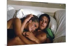 La piscine by Jacques Deray with Alain Delon and Romy Schneider, 1969 (photo)-null-Mounted Photo